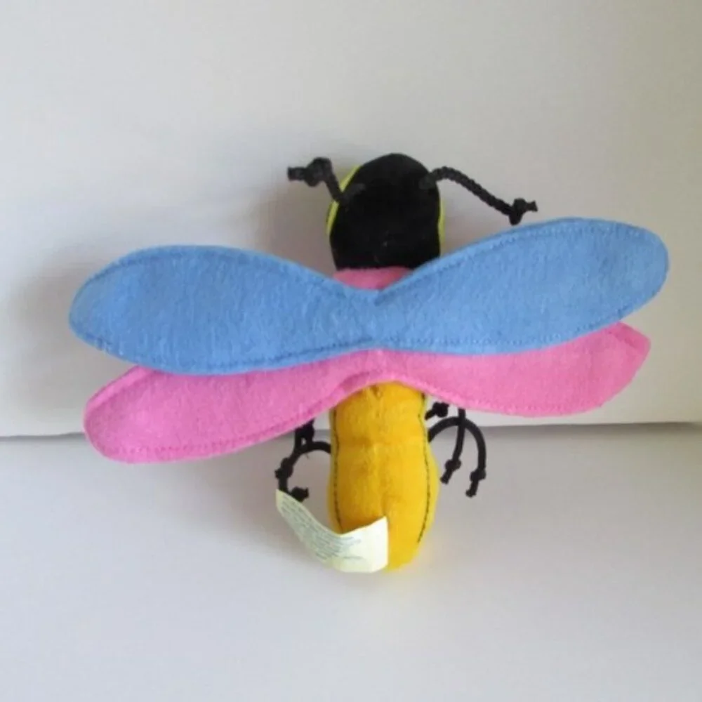 Dan Dee lightning bug